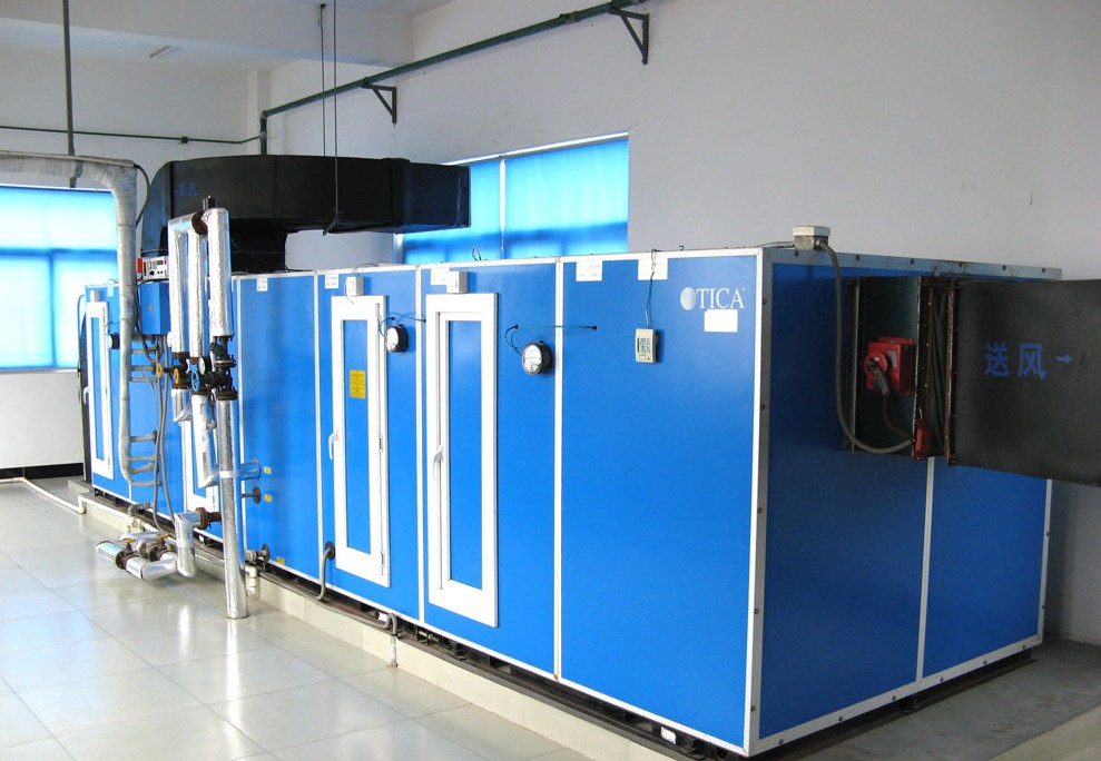 室內(nèi)型組合式空調(diào)凈化機(jī)組 室內(nèi)型組合式空調(diào)凈化機(jī)組